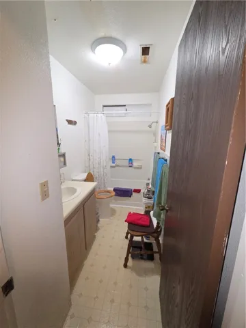 Upstairs bathroom.