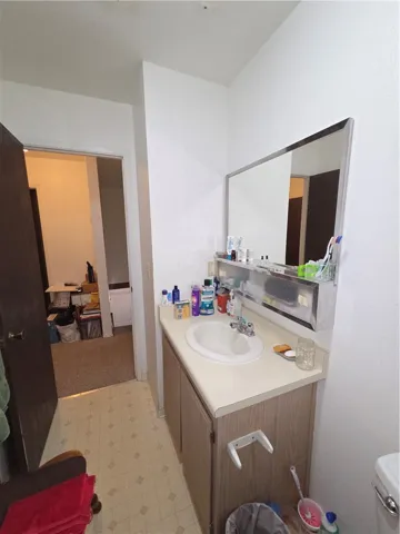 Upstairs bathroom.