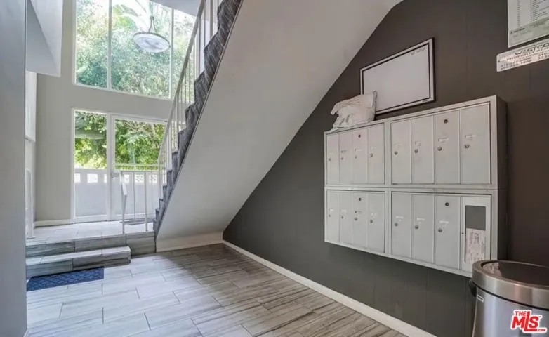 CONTROLLED ACCESS LOBBY