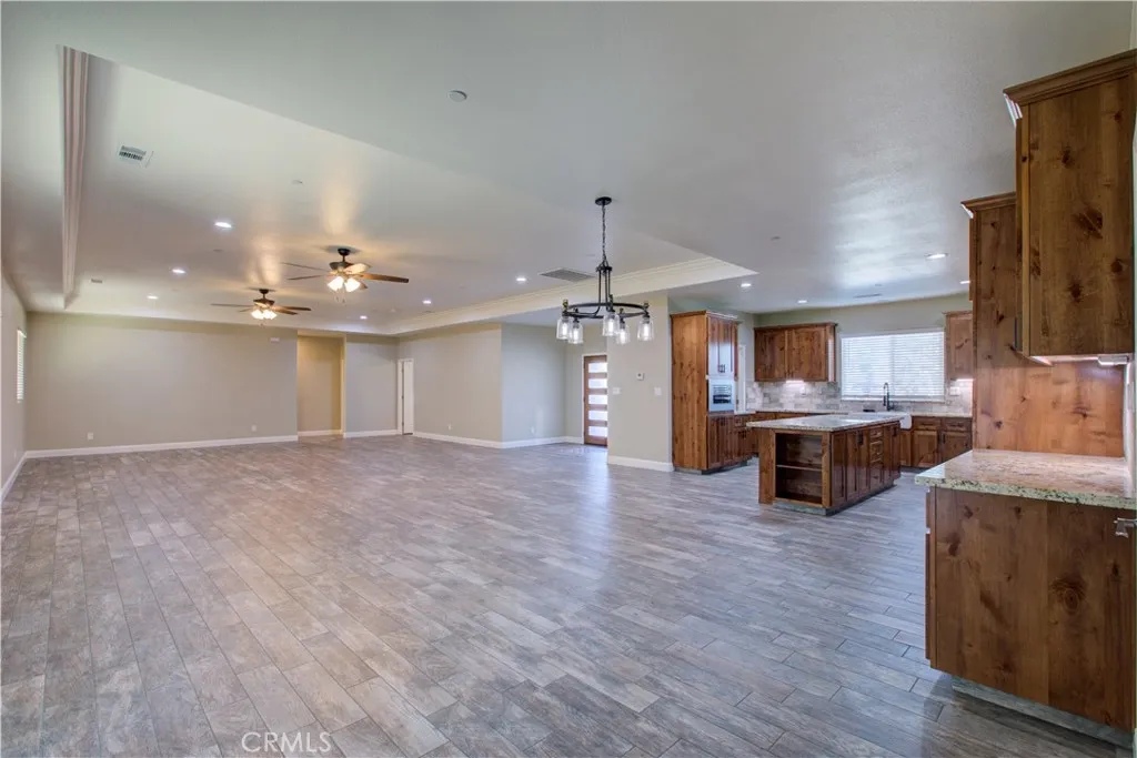 5931 Presidio Court, Atwater, California 95301 home-pic-9