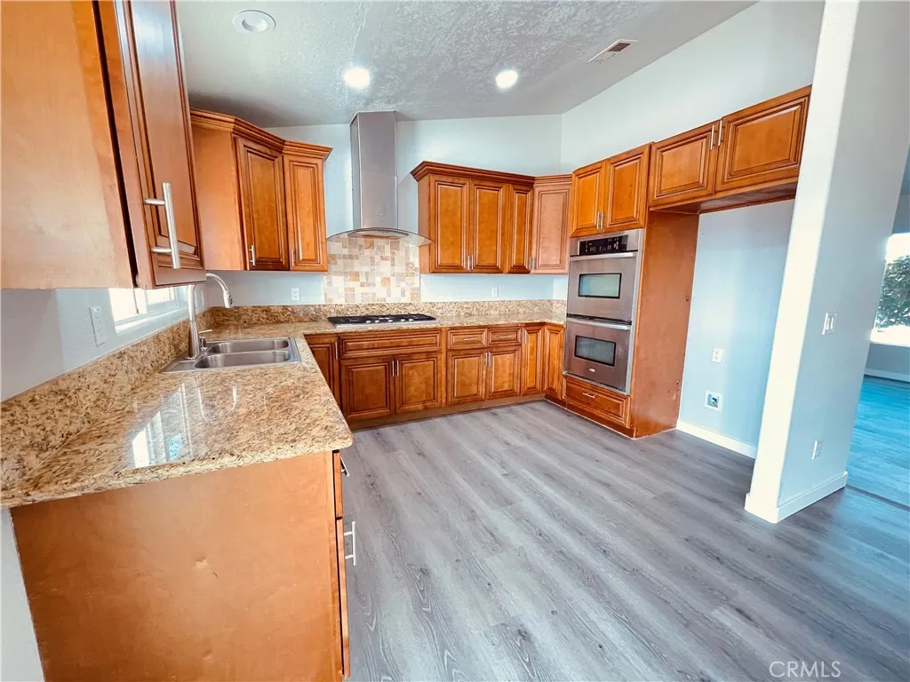 20891 Thunderbird, Apple Valley, California 92307 home-pic-21