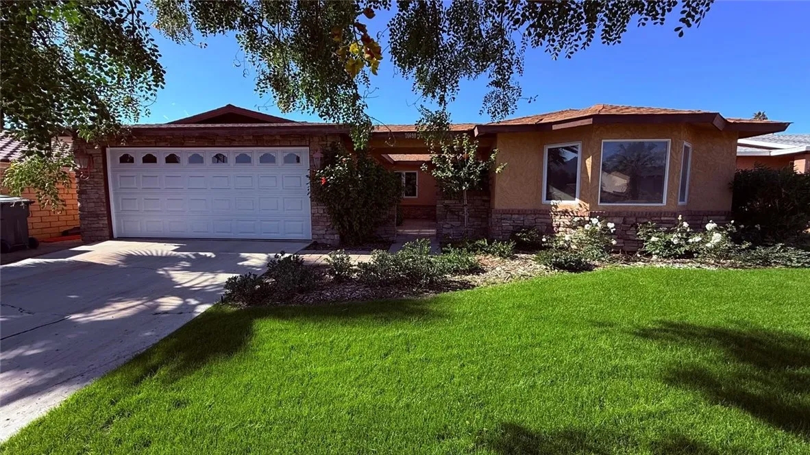 76690 Oklahoma, Palm Desert, California 92211 home-pic-1