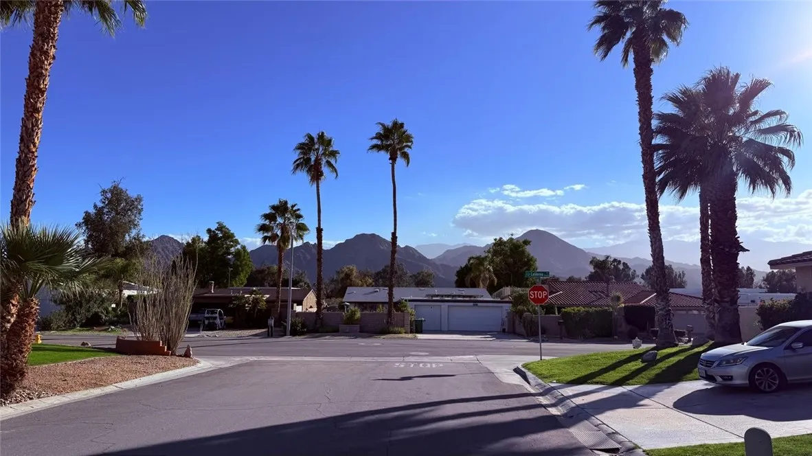 76690 Oklahoma, Palm Desert, California 92211 home-pic-19