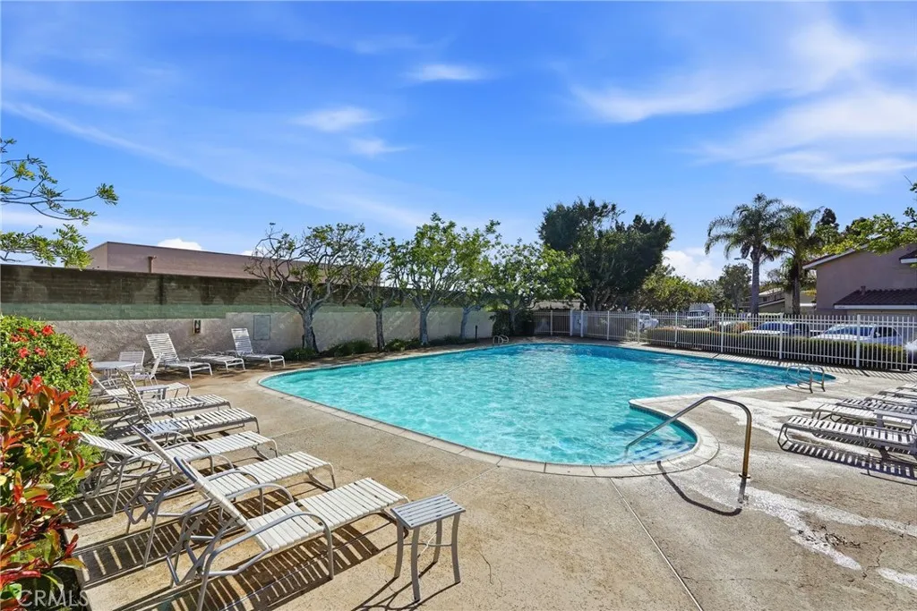 19222 Shoreline 7, Huntington Beach, California 92648 home-pic-31
