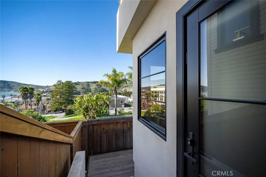 155 San Antonia, Avila Beach, California 93424 home-pic-24