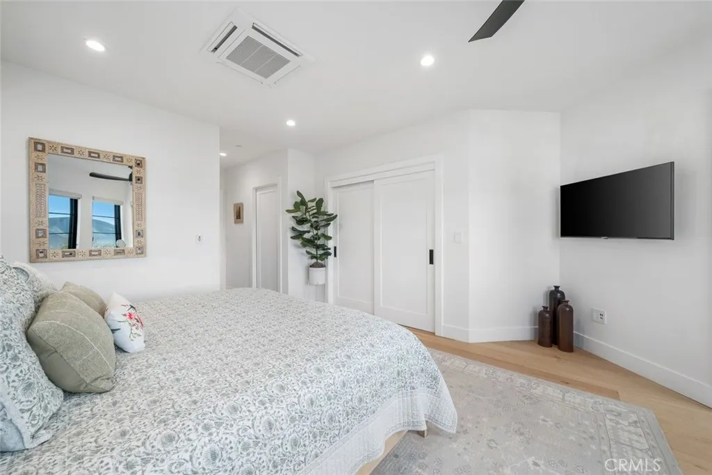 155 San Antonia, Avila Beach, California 93424 home-pic-26