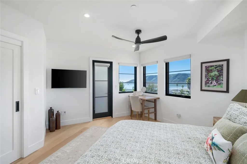 155 San Antonia, Avila Beach, California 93424 home-pic-22