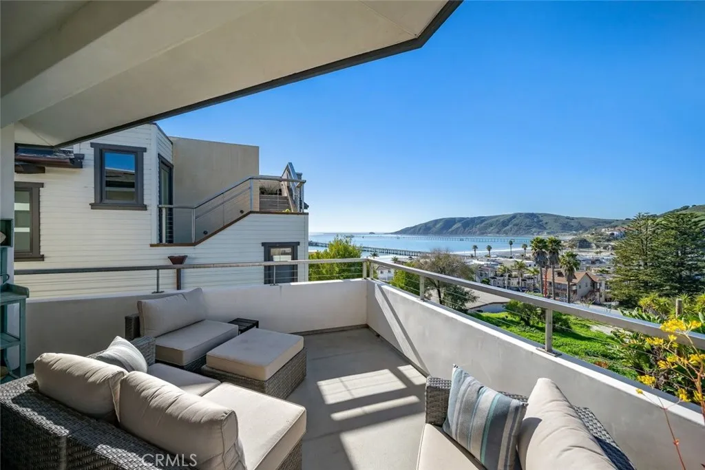 155 San Antonia, Avila Beach, California 93424 home-pic-1