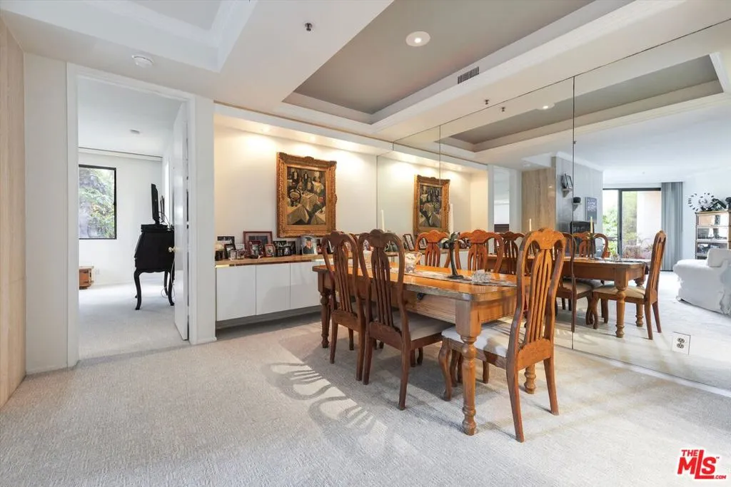 2131 Century Park Lane 203, Los Angeles, California 90067 home-pic-17