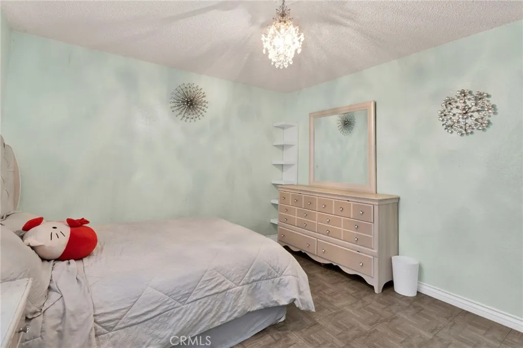 15839 Sitting Bull, Victorville, California 92395 home-pic-14