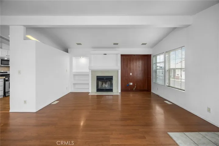 19127 Pioneer Boulevard 76, Artesia, California 90701