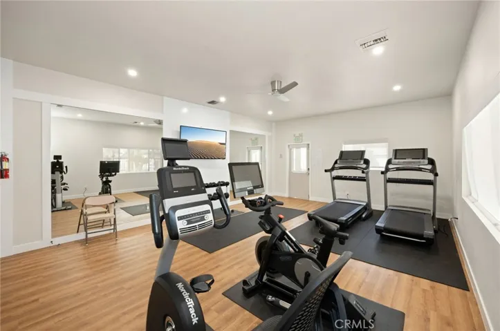 19127 Pioneer Boulevard 76, Artesia, California 90701