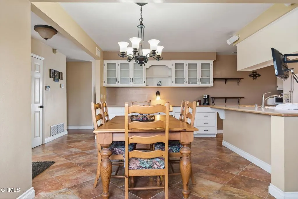 157 Lantana Street, Camarillo, California 93010 home-pic-10