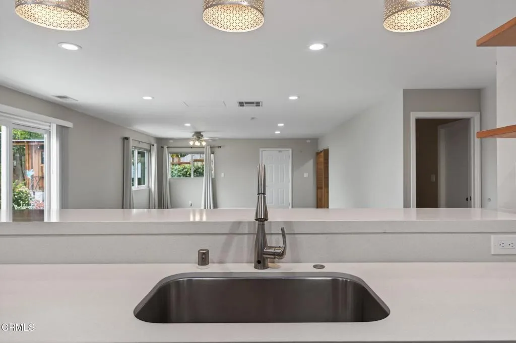 157 Lantana Street, Camarillo, California 93010 home-pic-32