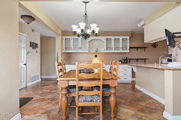 23-web-or-mls-UpmarketMedia-157 Lan-138