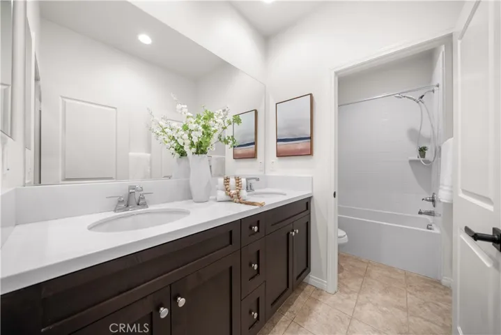 115 Hollow Tree, Irvine, California 92618