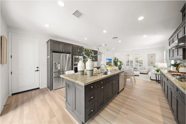115 Hollow Tree, Irvine, California 92618