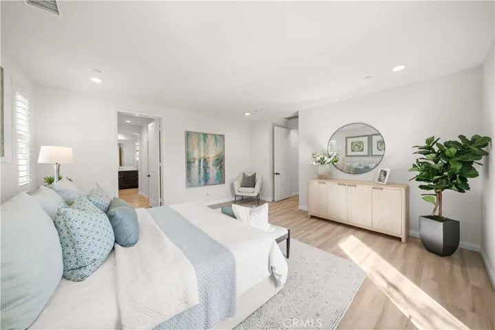 115 Hollow Tree, Irvine, California 92618