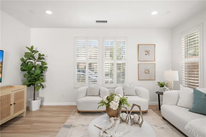 115 Hollow Tree, Irvine, California 92618