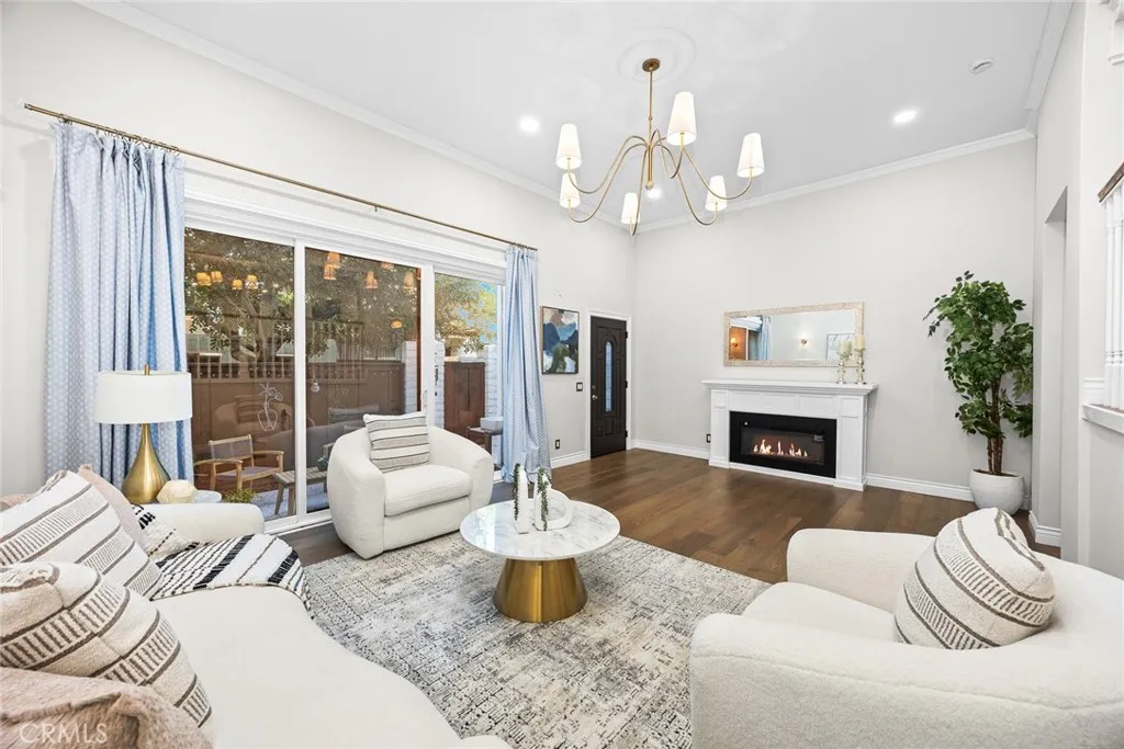 1202 Indiana, South Pasadena, California 91030 home-pic-12
