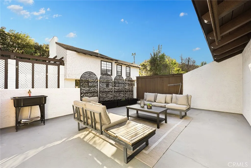 1202 Indiana, South Pasadena, California 91030 home-pic-31