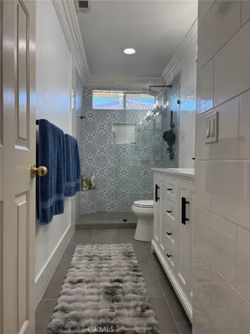 Upstairs Remodeled Hallway Restroom #2