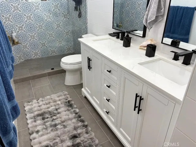 Upstairs Remodeled Hallway Restroom #2