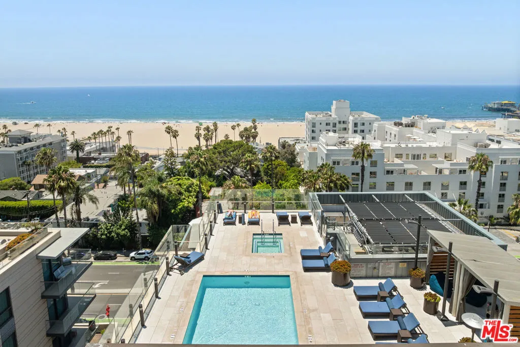 1755 Ocean Avenue 801, Santa Monica, California 90401 home-pic-13
