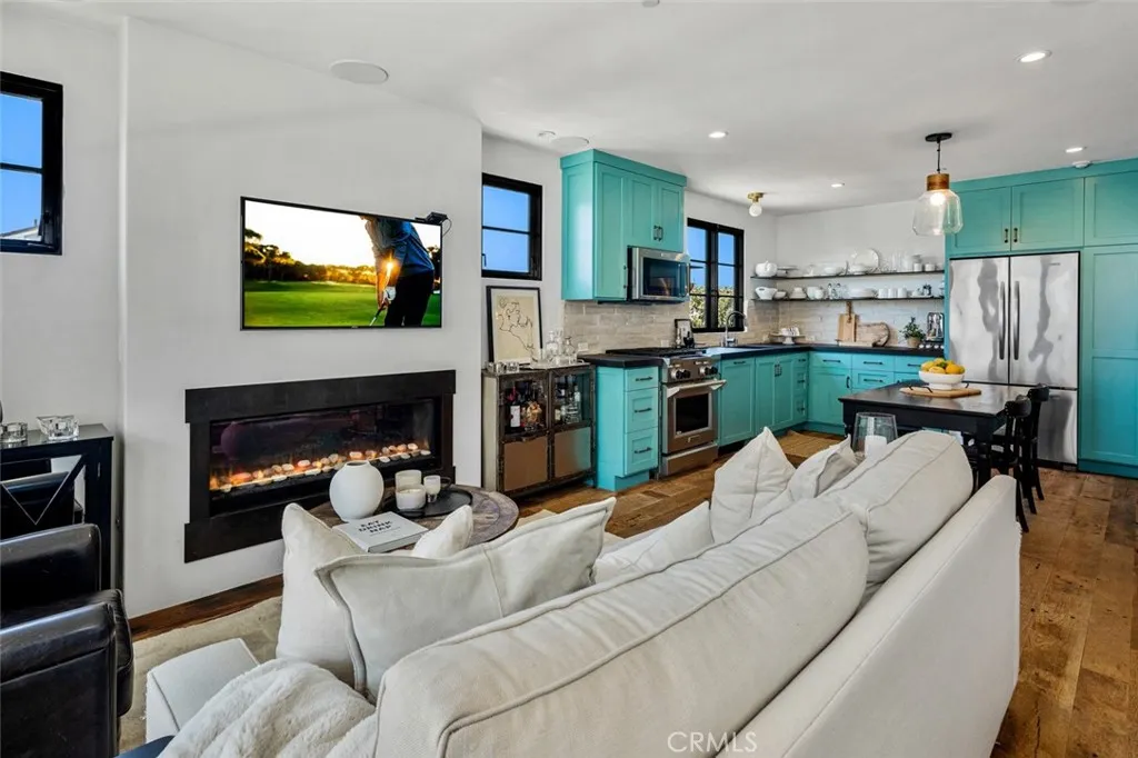 616 Narcissus 1/2, Corona Del Mar, California 92625 home-pic-3