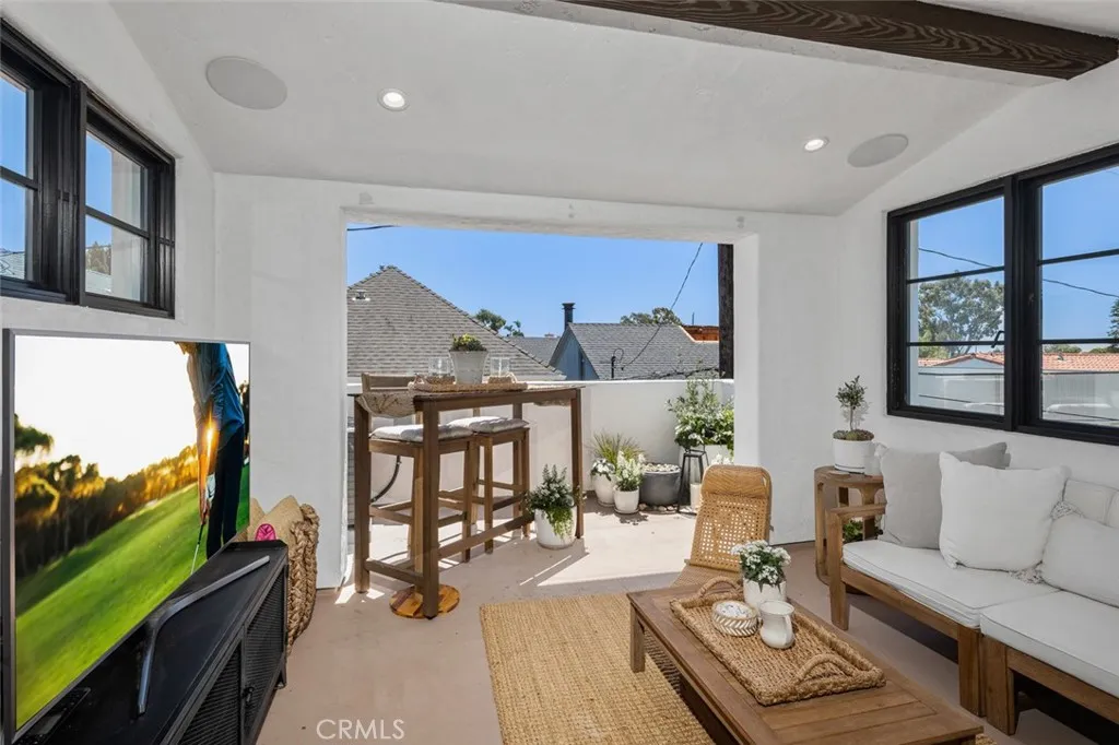 616 Narcissus 1/2, Corona Del Mar, California 92625 home-pic-13