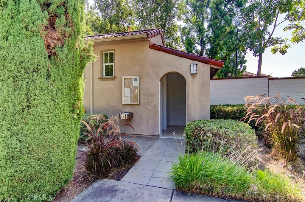 13069 Arborwalk, Tustin, California 92782 home-pic-40
