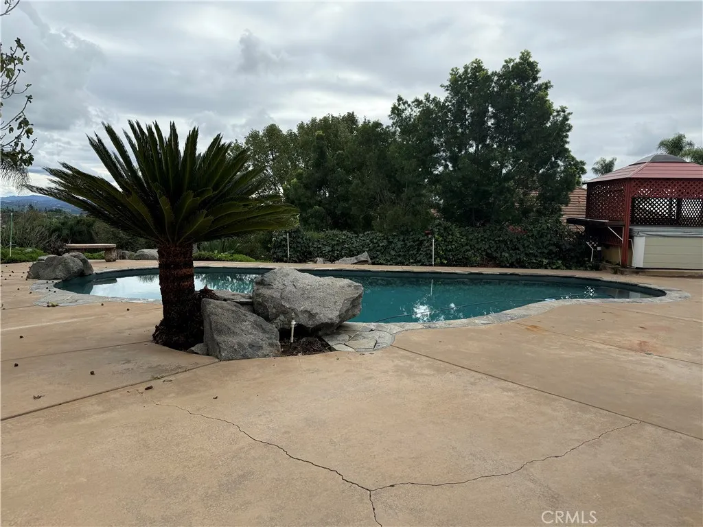 130 Orvil Way, Fallbrook, California 92028 home-pic-10