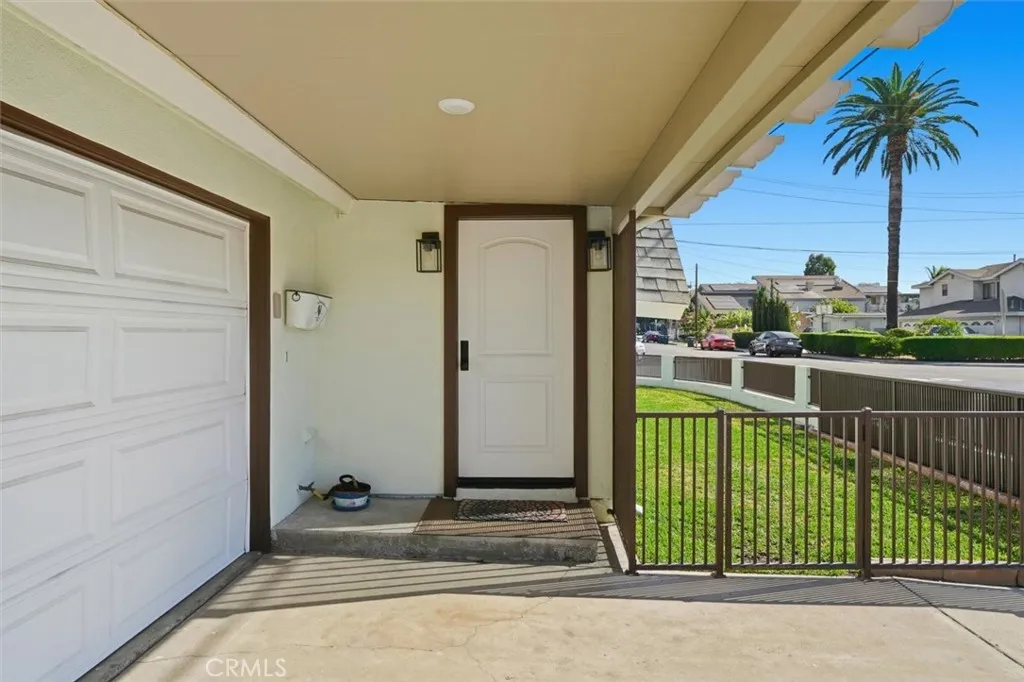 11851 Earlham, Orange, California 92869 home-pic-25