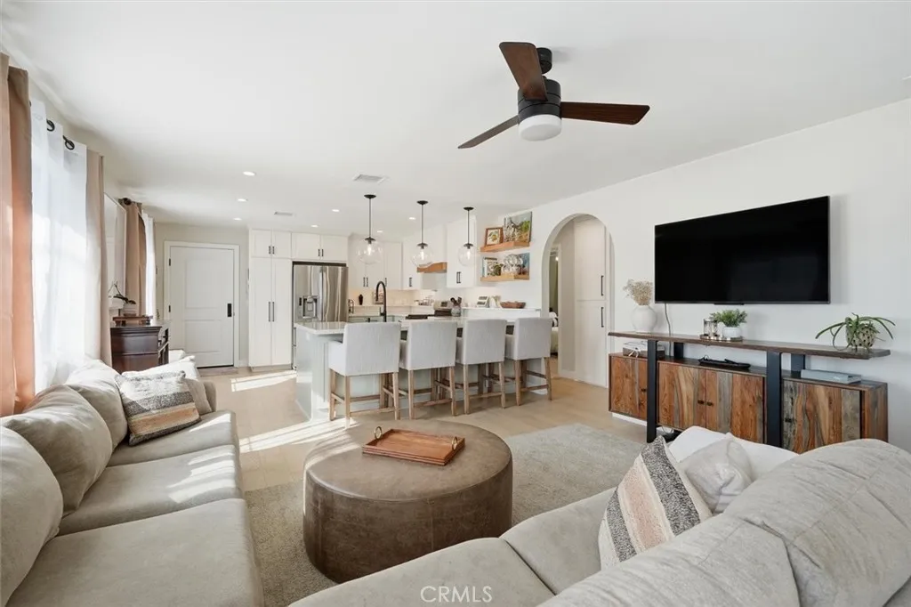 11851 Earlham, Orange, California 92869 home-pic-2