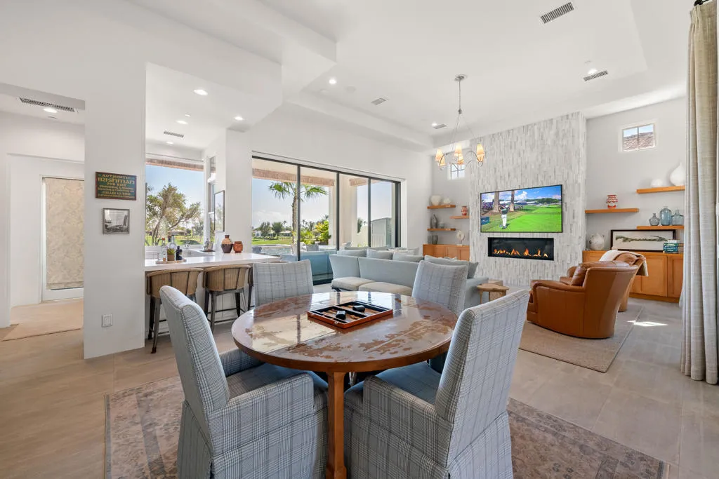 81722 Andalusia, La Quinta, California 92253 home-pic-9