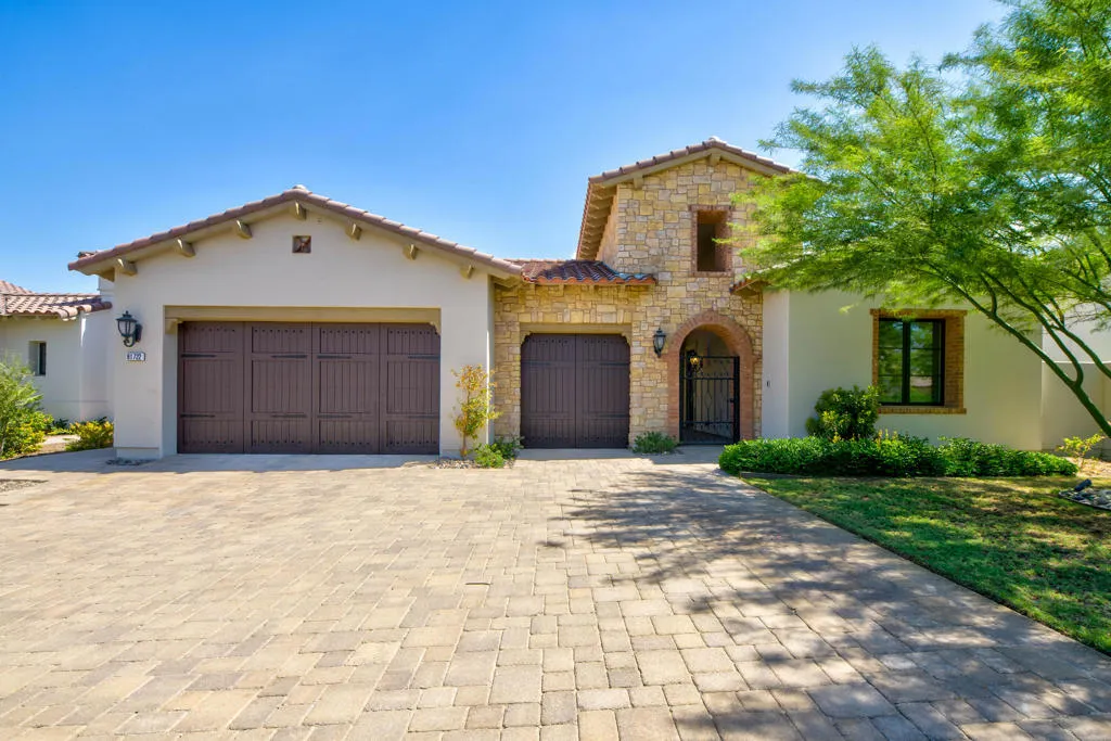 81722 Andalusia, La Quinta, California 92253 home-pic-1