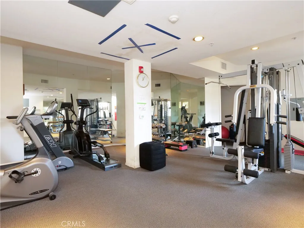 1281 Cabrillo Avenue 204, Torrance, California 90501 home-pic-26