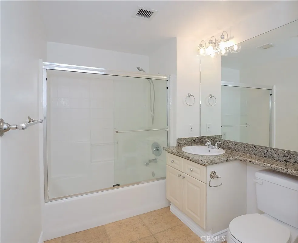 1281 Cabrillo Avenue 204, Torrance, California 90501 home-pic-20