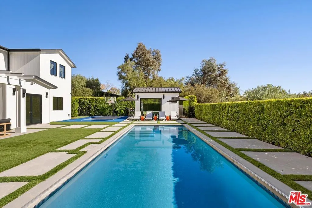 16866 Mooncrest Drive, Encino, California 91436 home-pic-16