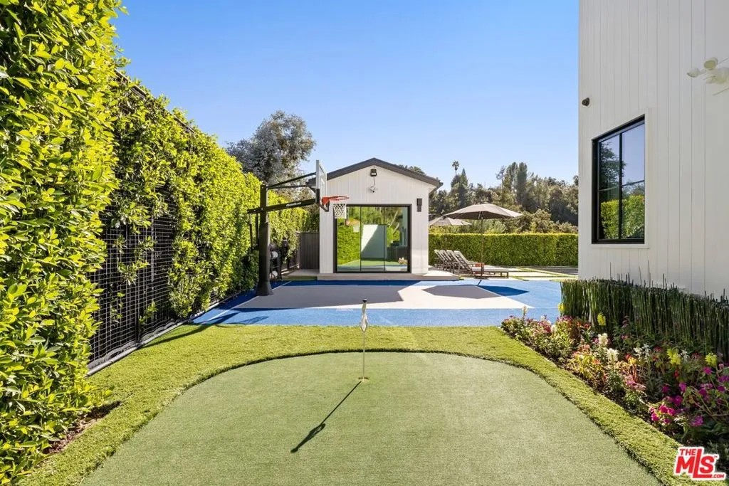 16866 Mooncrest Drive, Encino, California 91436 home-pic-14