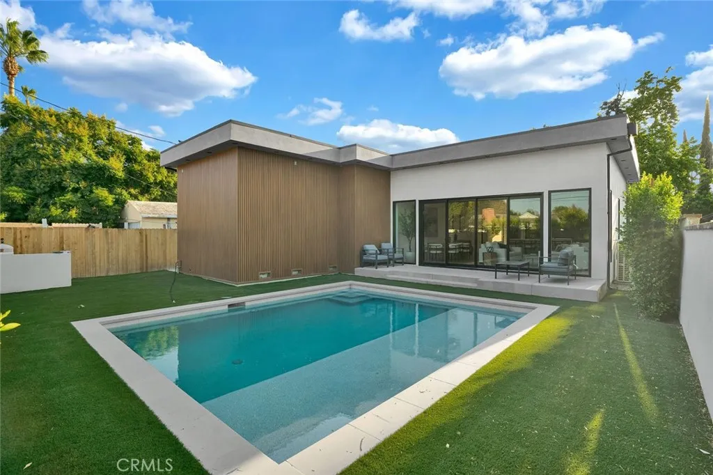6010 Lasaine Avenue, Encino, California 91316 home-pic-33