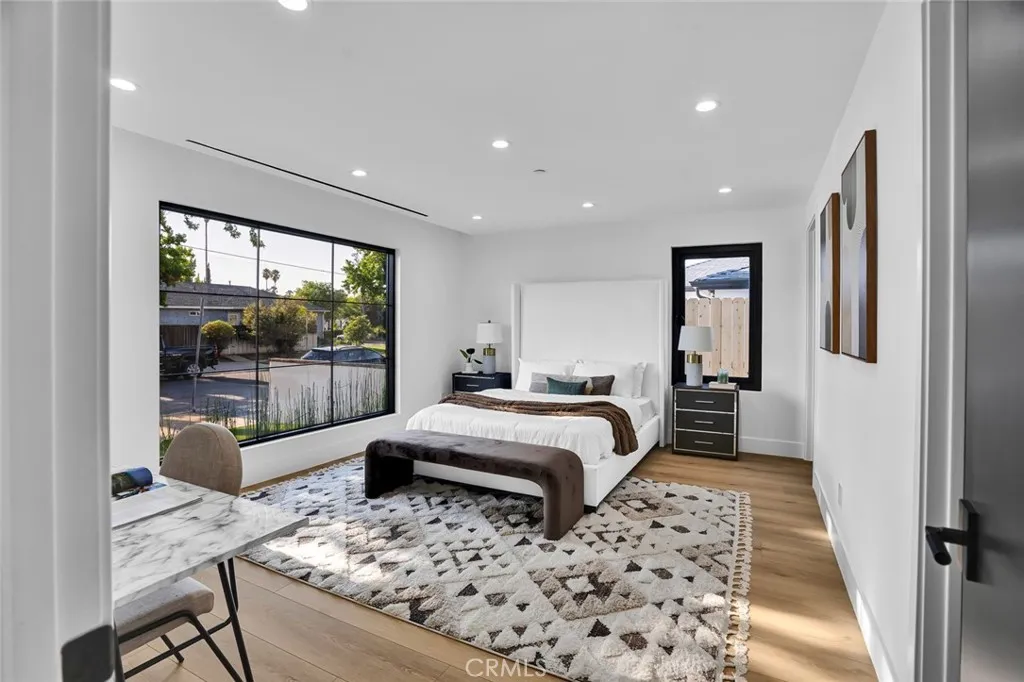 6010 Lasaine Avenue, Encino, California 91316 home-pic-27