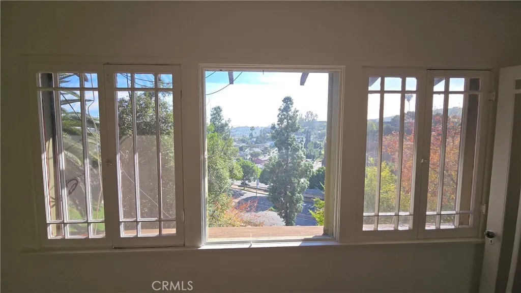 4739 Huntington Drive N, Los Angeles, California 90032 home-pic-15