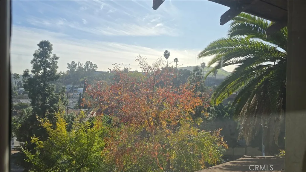 4739 Huntington Drive N, Los Angeles, California 90032 home-pic-12