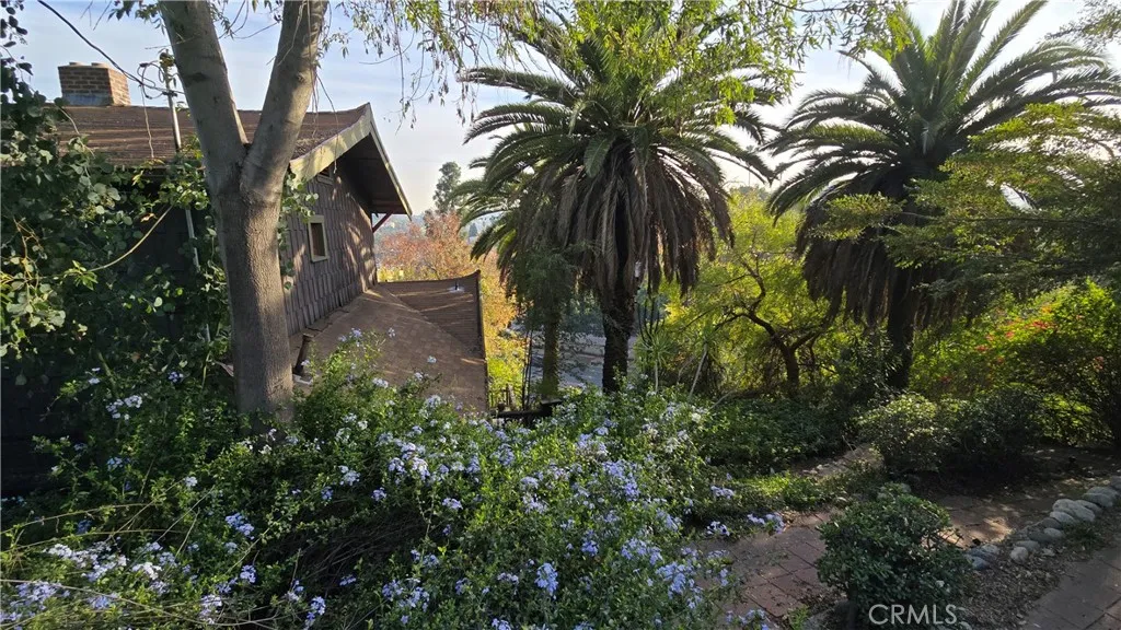 4739 Huntington Drive N, Los Angeles, California 90032 home-pic-2