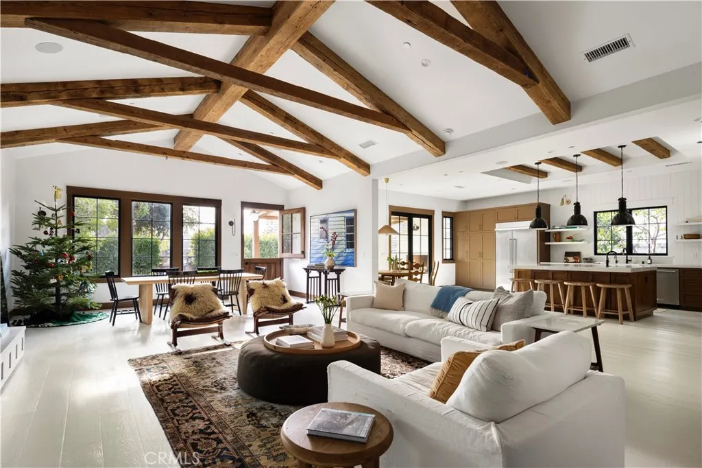 224 Flower Street, Costa Mesa, California 92627 home-pic-6