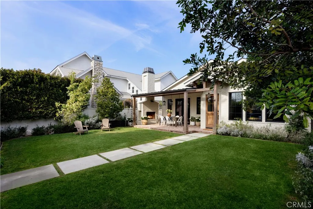 224 Flower Street, Costa Mesa, California 92627 home-pic-30
