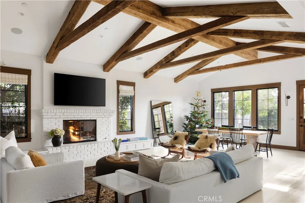 224 Flower Street, Costa Mesa, California 92627 home-pic-14