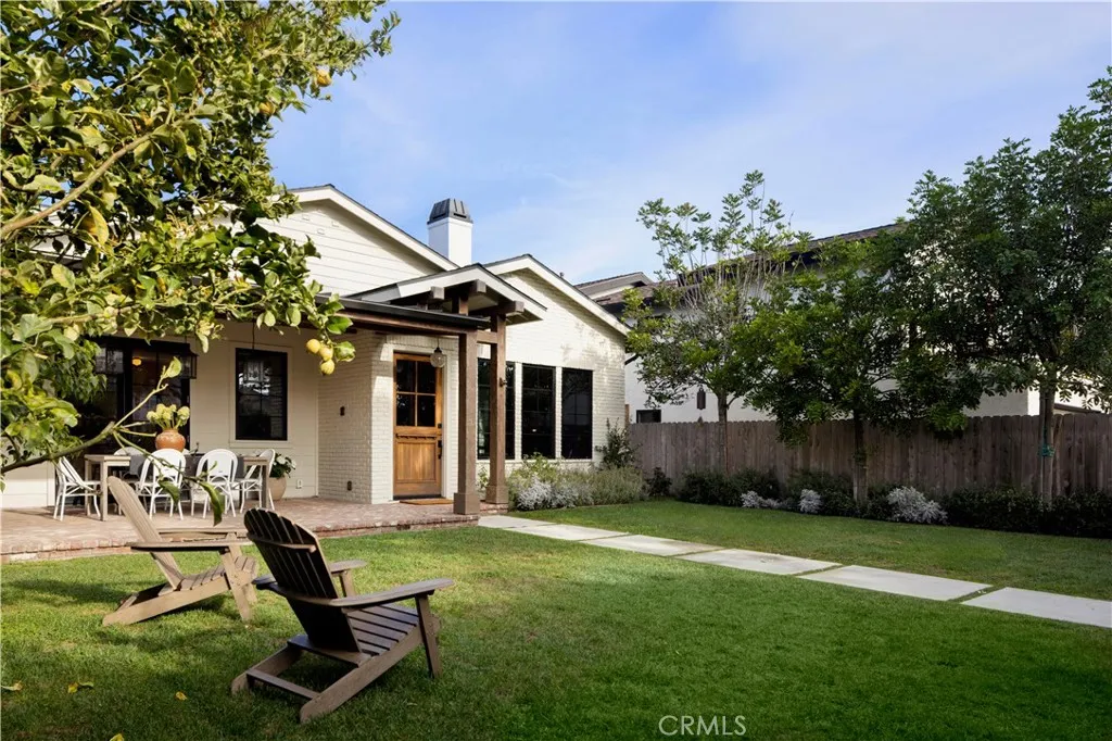 224 Flower Street, Costa Mesa, California 92627 home-pic-4