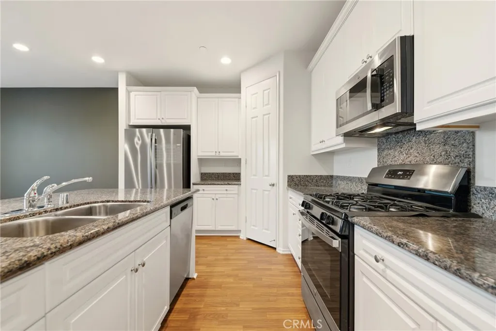 30654 Rodriquez, Menifee, California 92584 home-pic-19